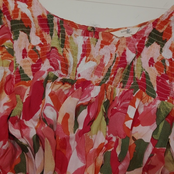 Woman top - Picture 2 of 4